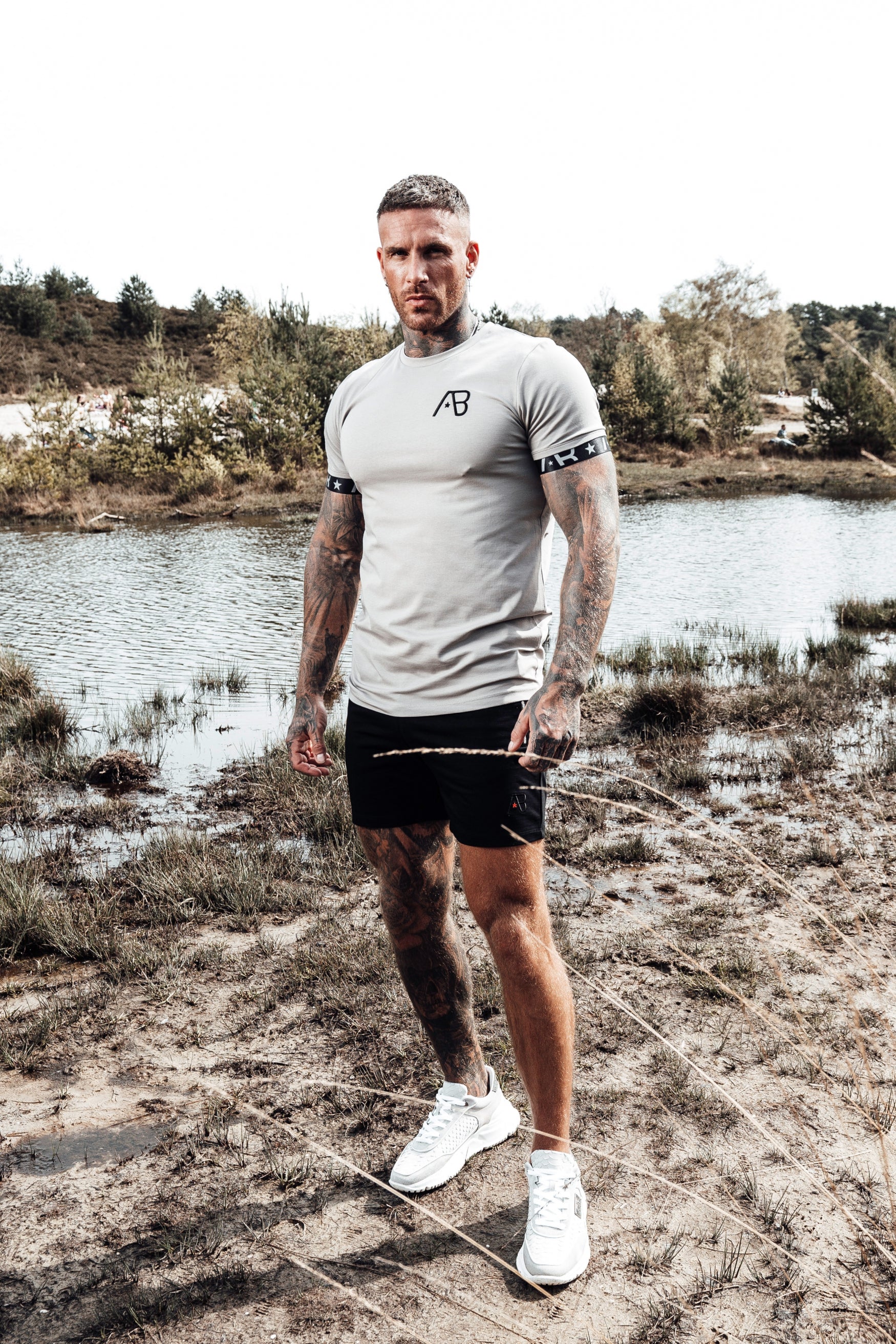 Basic Slim-Fit Short | Jet Black